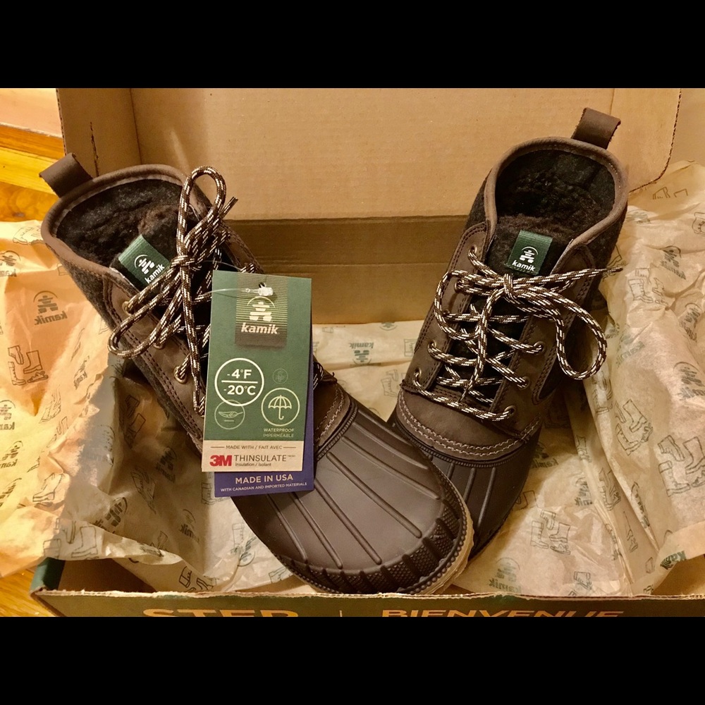 Women’s size 8 KamiK winter & rain boots.